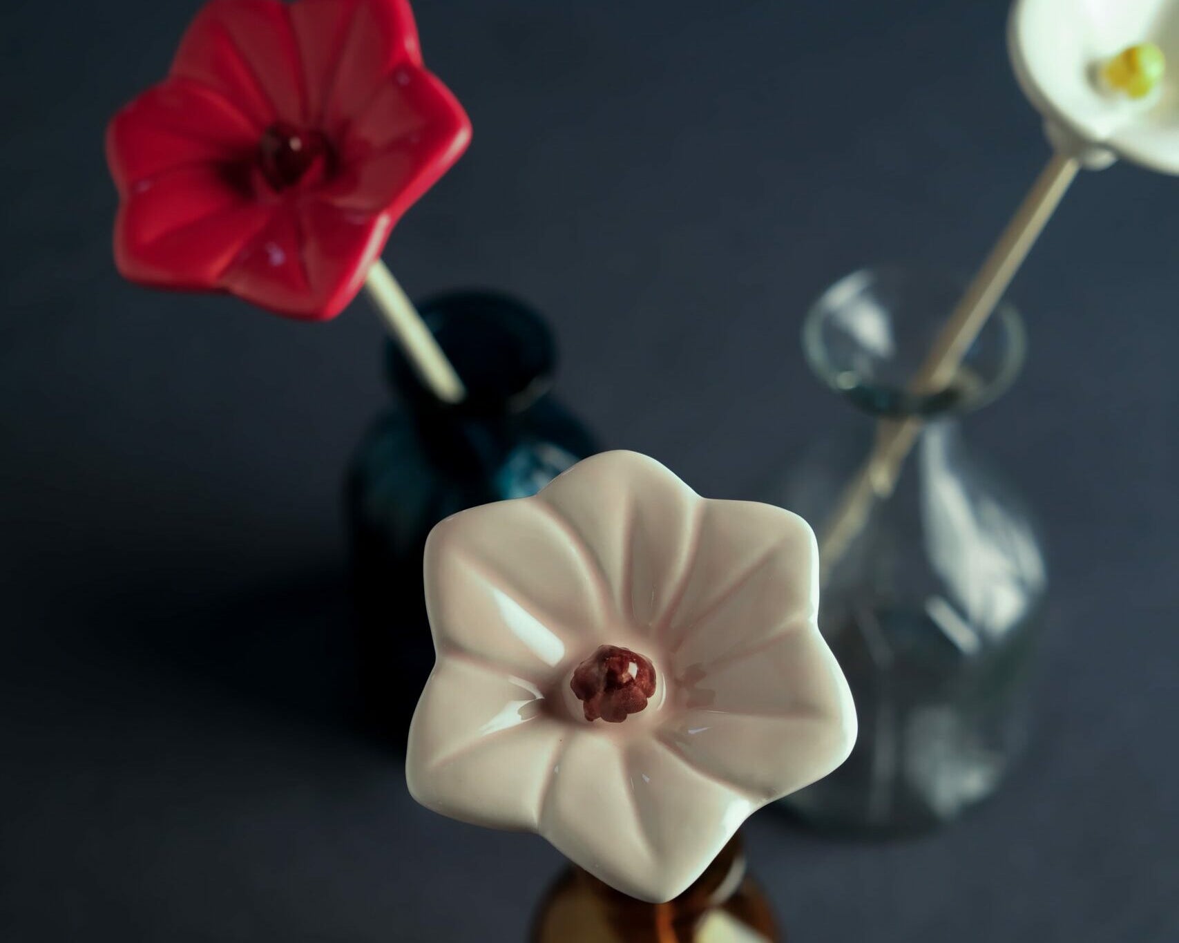 SUZANNE - Fleur en céramique